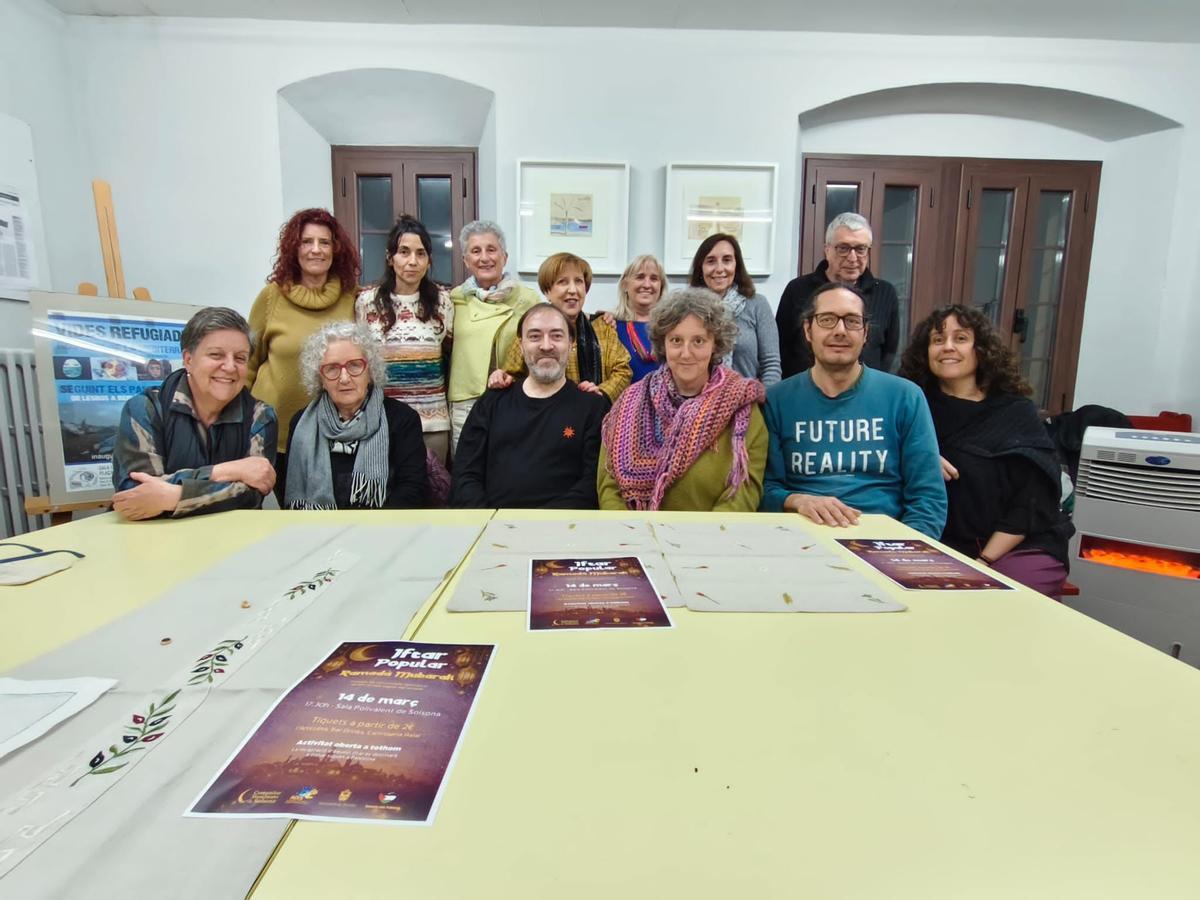 Els membres de SOM al nou local
