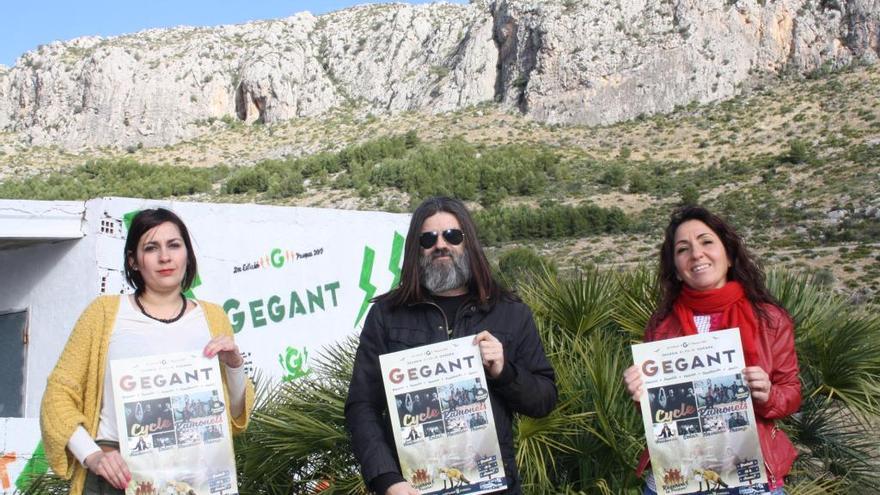 Ondara celebra a lo grande la Pascua con el &quot;Gegant&quot;