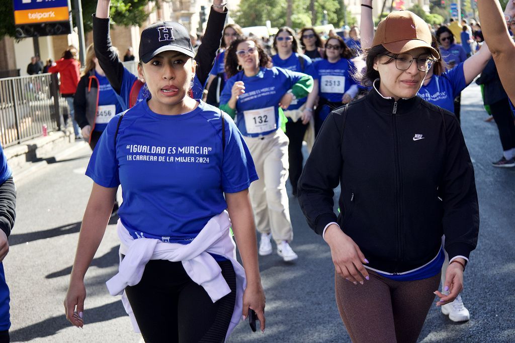 Las imágenes de la llegada a meta de la Carrera de la Mujer de Murcia 2024