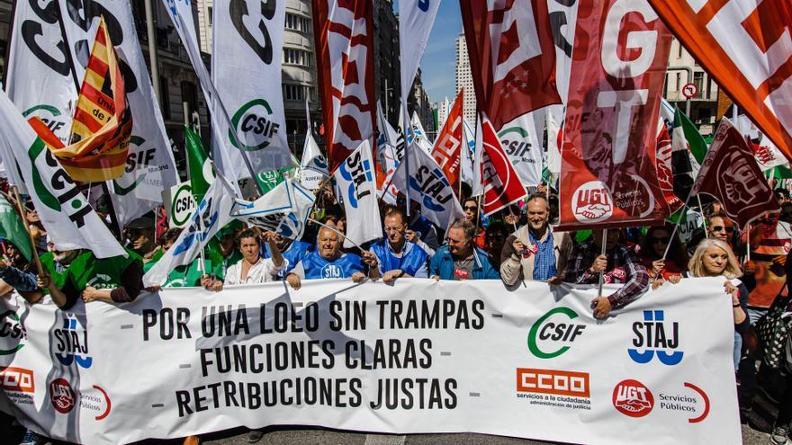 Manifestación de los funcionarios de Justicia en huelga desde el lunes