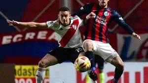 Las promesas que sigue el FC Barcelona en Sudamérica: Marco Senesi (San Lorenzo). Defensa central. 21 años. Estatura: 1,84 cm. Peso: 80 kg.