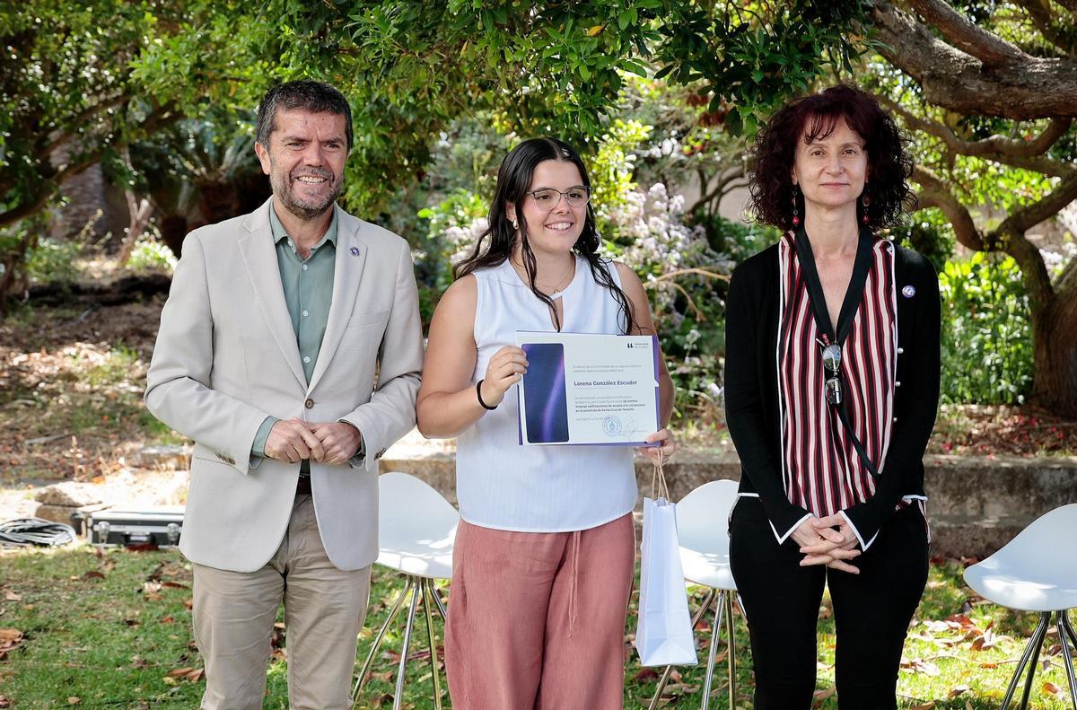 La Universidad de La Laguna reconoce a las treinta mejores notas de la PAU La Universidad de La Laguna reconoce a las treinta mejores notas de la PAU