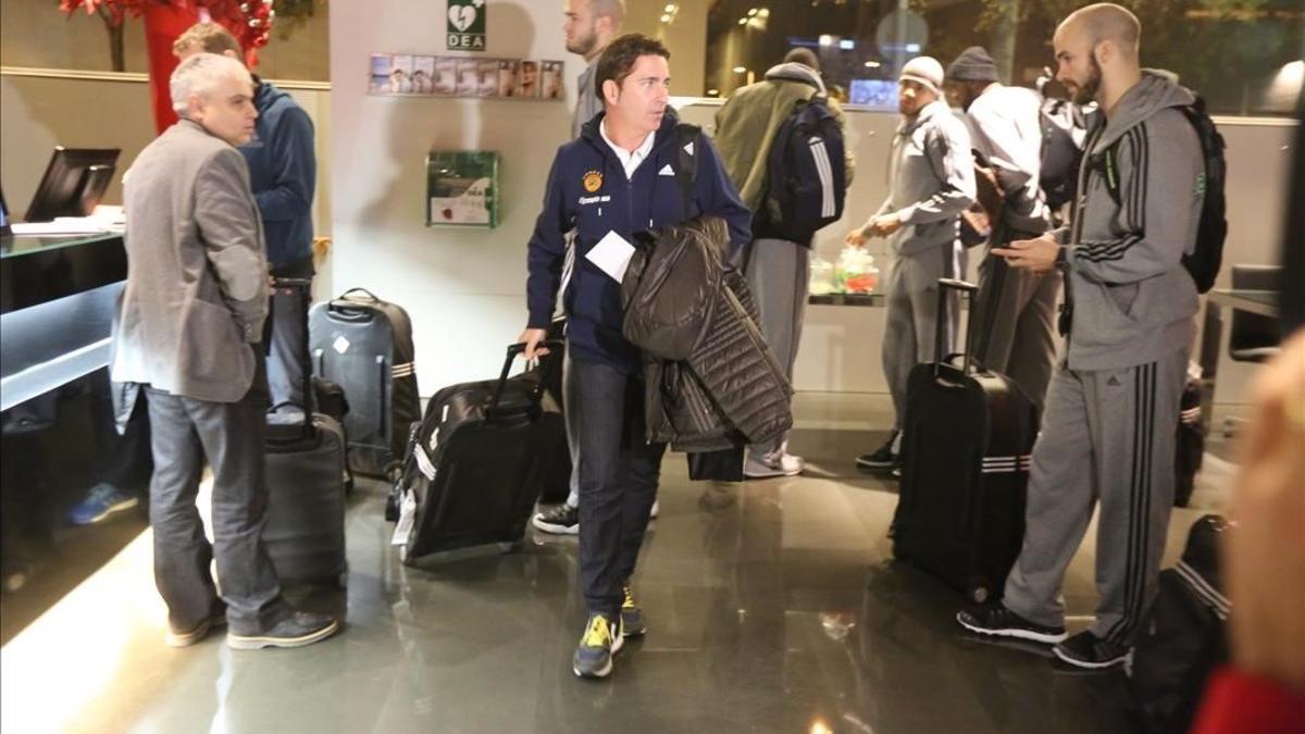 Xavi Pascual, a su llegada al hotel de Barcelona al frente del Panathinaikos