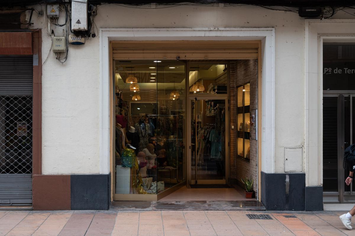 La histórica mercería La Goyosa se reinventa en el centro de Zaragoza con un local renovado: "Ahora está todo mucho más a mano"