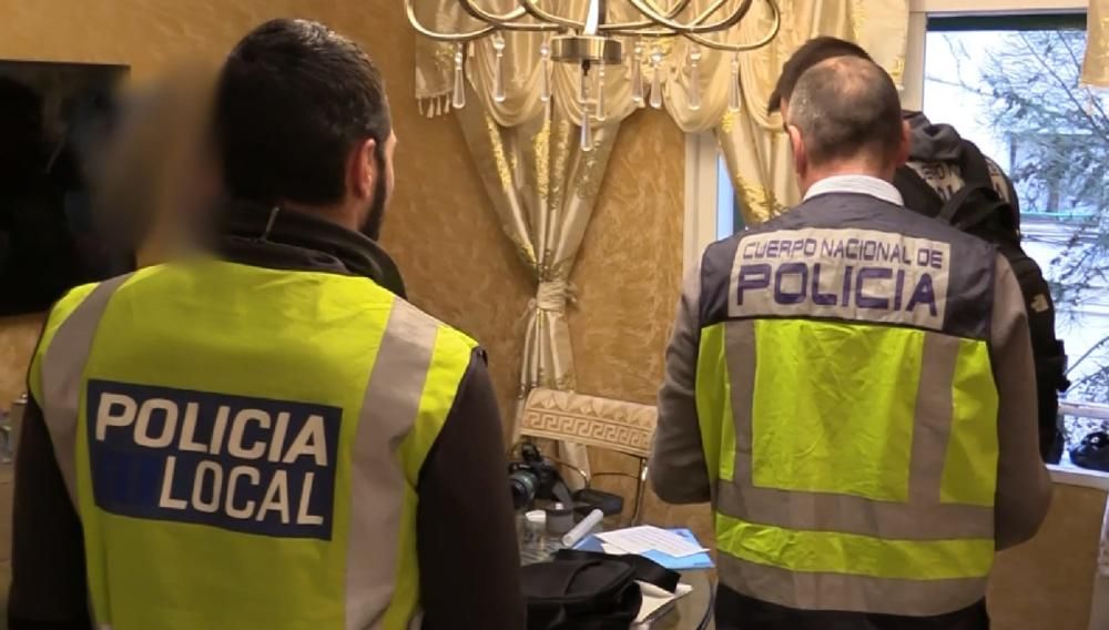 Redada en Verge de Lluc: La Policía Nacional y Local de Palma intervinieron ayer tarde casi 5.000 euros y 450 gramos de cocaína y marihuana en la redada