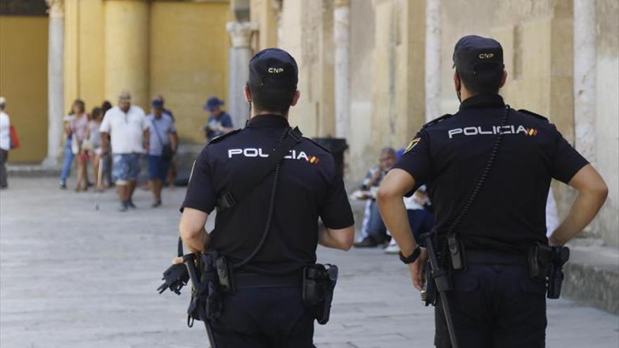 Los policías también necesitan defensa