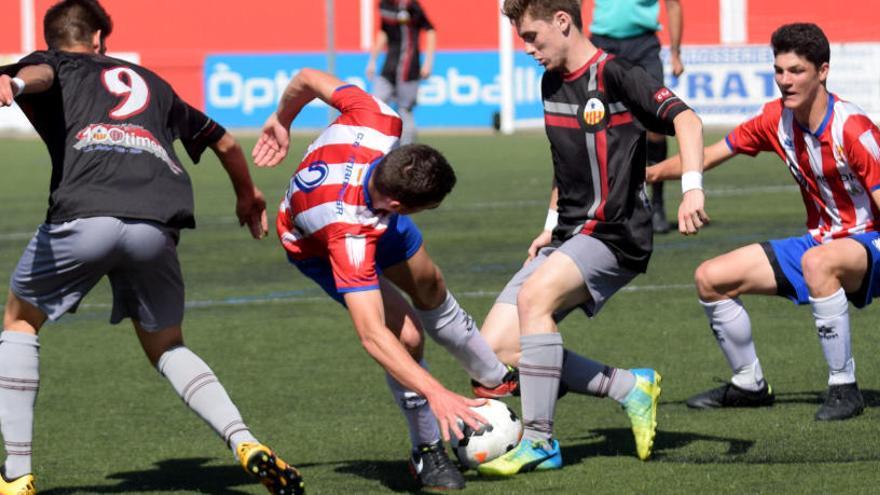 Els dos equips es jugaven la permanència al Nou Estadi