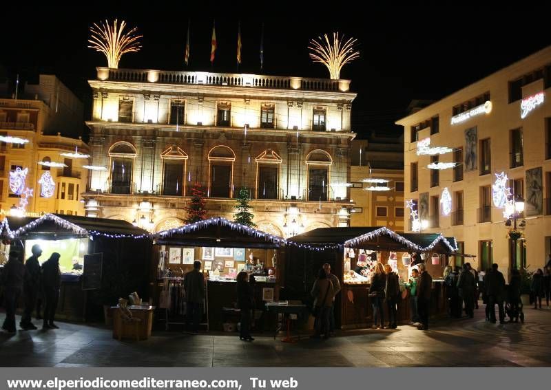 GALERÍA DE FOTOS -- El mercado de Navidad, protagonista en la Plaza Mayor