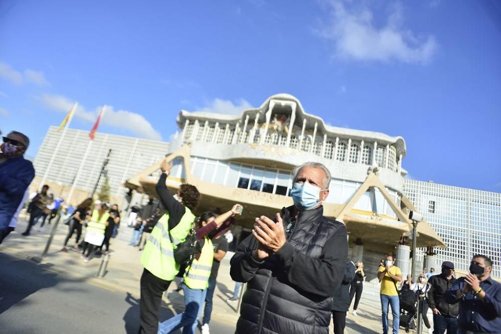 Protesta por el cierre de bares y restaurantes en Cartagena