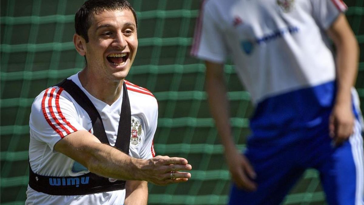Alan Dzagoev vuelve a sonreír y sueña con jugar ante España