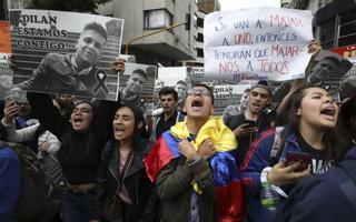 La muerte del joven herido por la Policía enciende los ánimos en Colombia