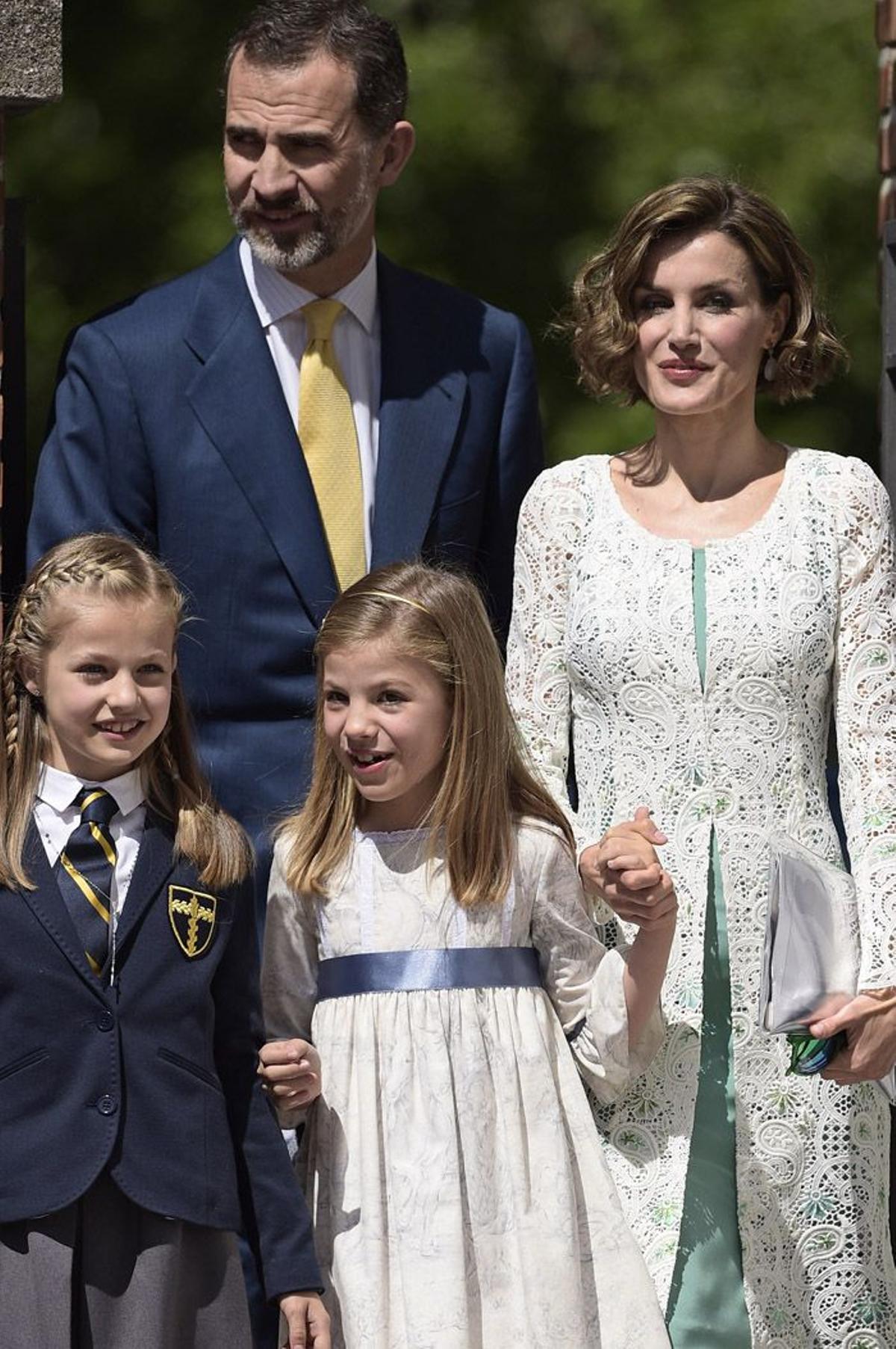 El look de doña Letizia en la Comunión de Leonor