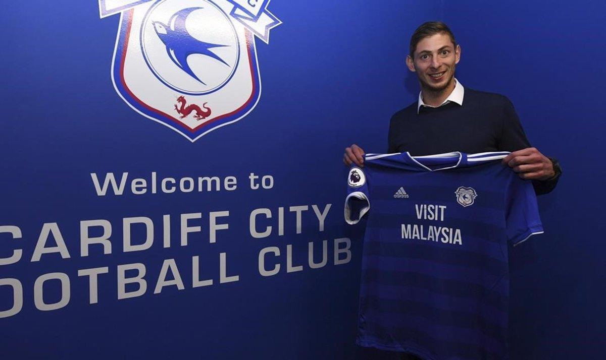 Desaparece canal de la Mancha avión viajaba Emiliano Sala