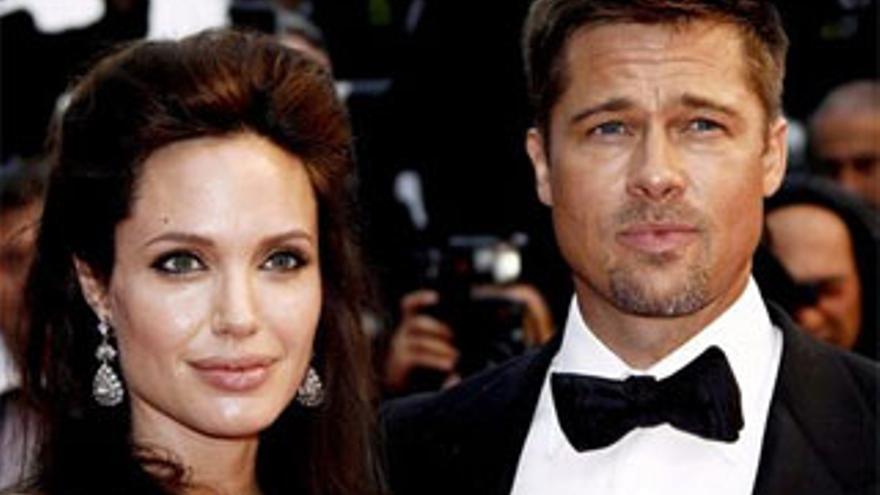 Angelina Jolie ha dado a luz a gemelos