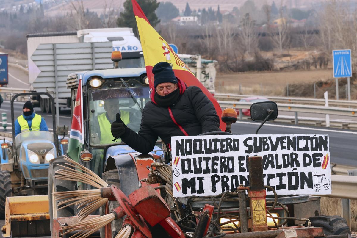 Los agricultores españoles generalizan sus protestas esta semana ante la crisis del campo