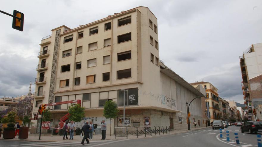 Edificio del antiguo cine Astoria.