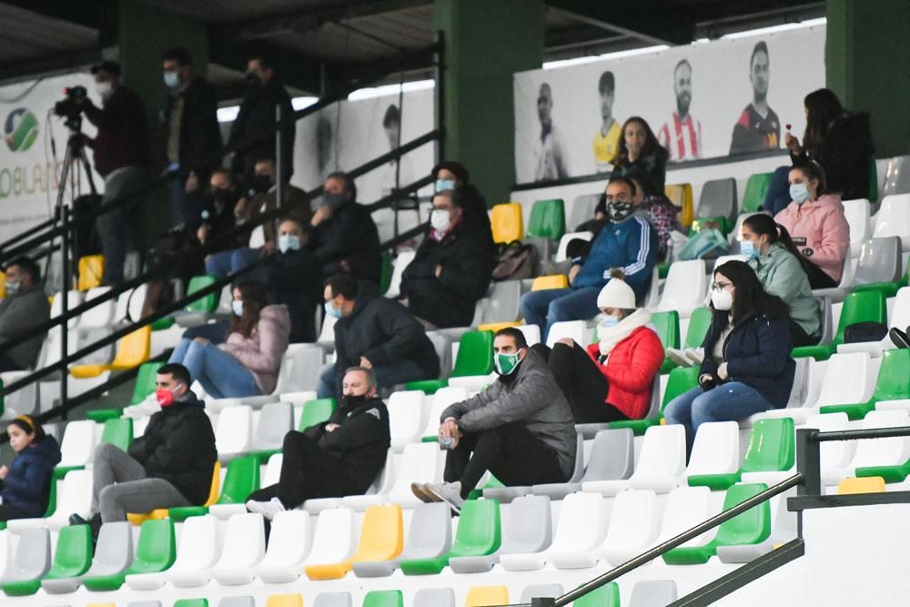 El Pozoalbense-Córdoba CF, en imágenes