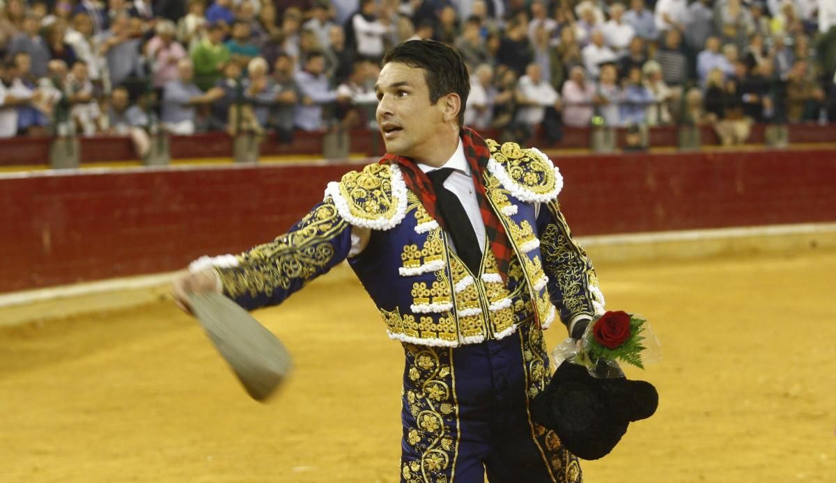 Juan José Padilla se retira en Zaragoza