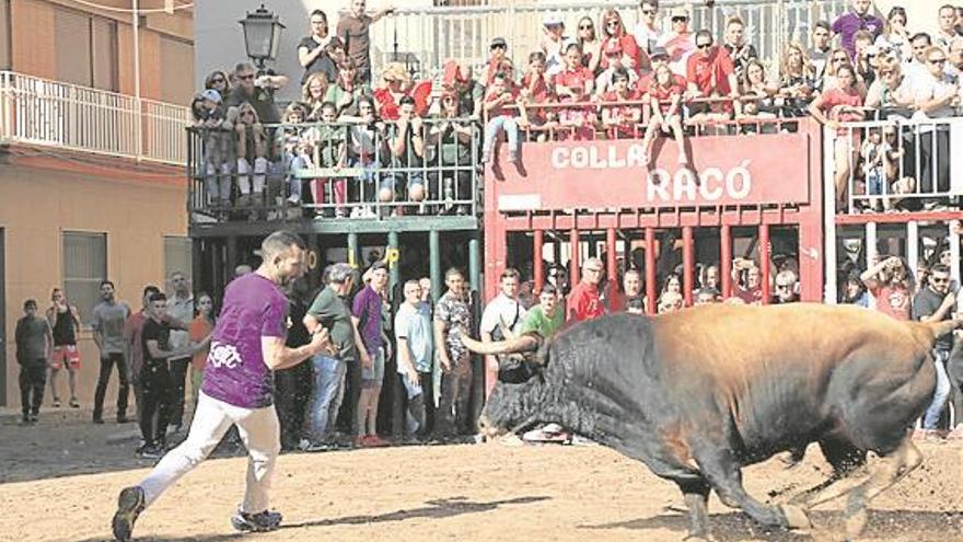 Los festejos llegan a su ecuador con la Vila abarrotada