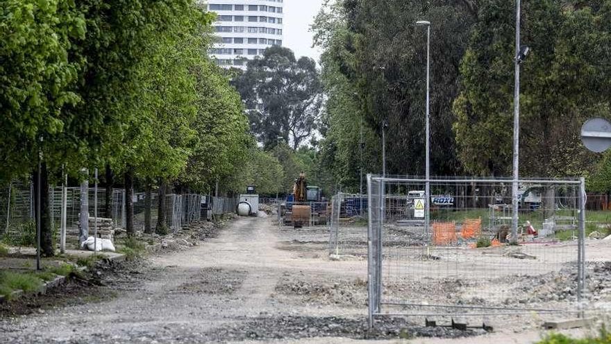 Obras del pozo de tormentas en las proximidades del parque Hermanos Castro.