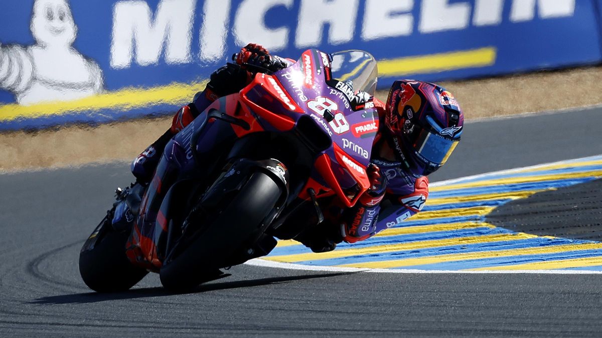 Martín suma su decimoquinta 'pole position', Marc Márquez falla
