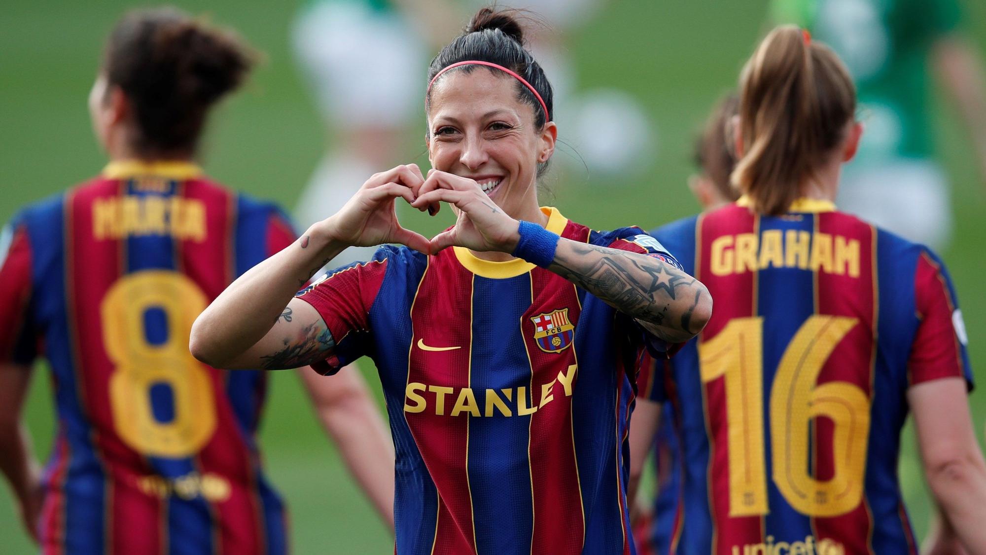 Jenni Hermoso celebra uno de sus goles.