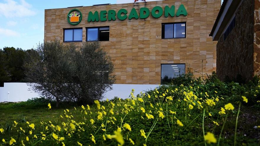 Mercadona reforzó su compromiso con el medio ambiente en Baleares reduciendo más de 1.000 toneladas sus emisiones de CO2 en 2021