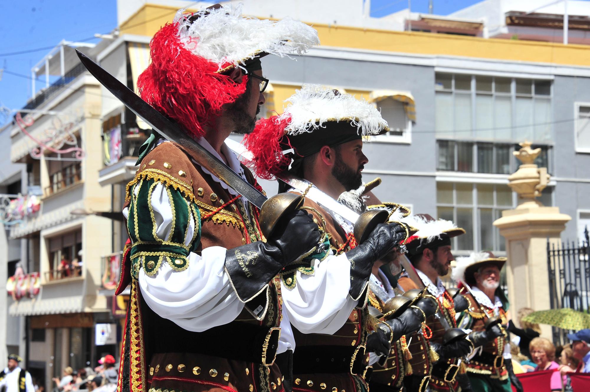 Fiestas de Moros y Cristianos en Petrer , Entrada Cristiana