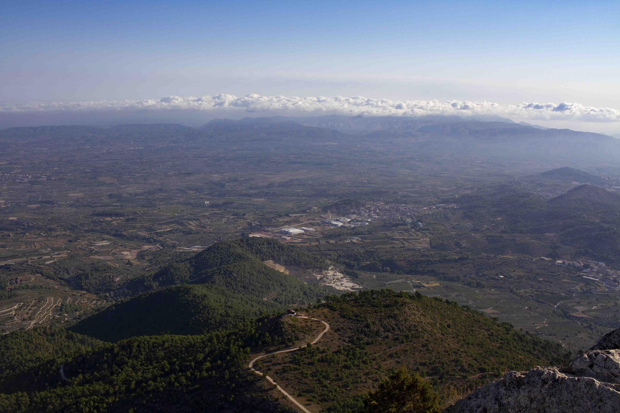 Beniatjar- vistas desde el pico del Benicadell20190730_0226.jpg