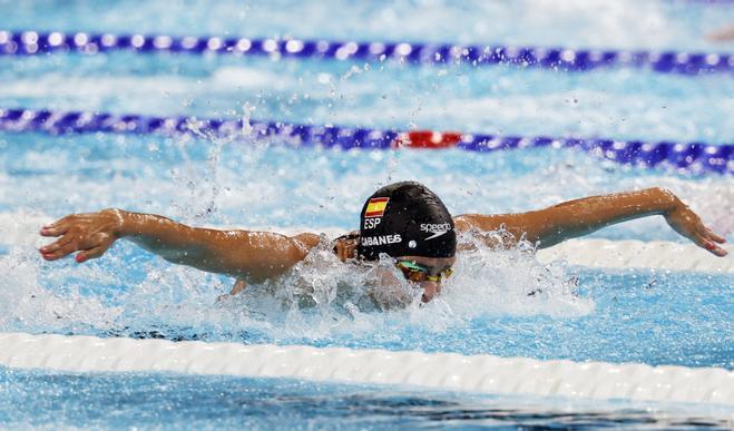 Laura Cabanes Garzas compite por  en los 100 metros mariposa en los Juegos Olímpicos de París 2024.