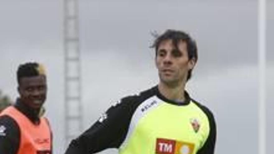 Sergio Pelegrín, durante el entrenamiento de ayer.