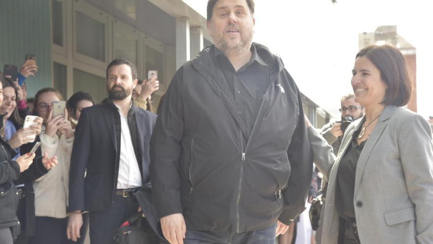 Arribada de Junqueras a la FUB per treballar