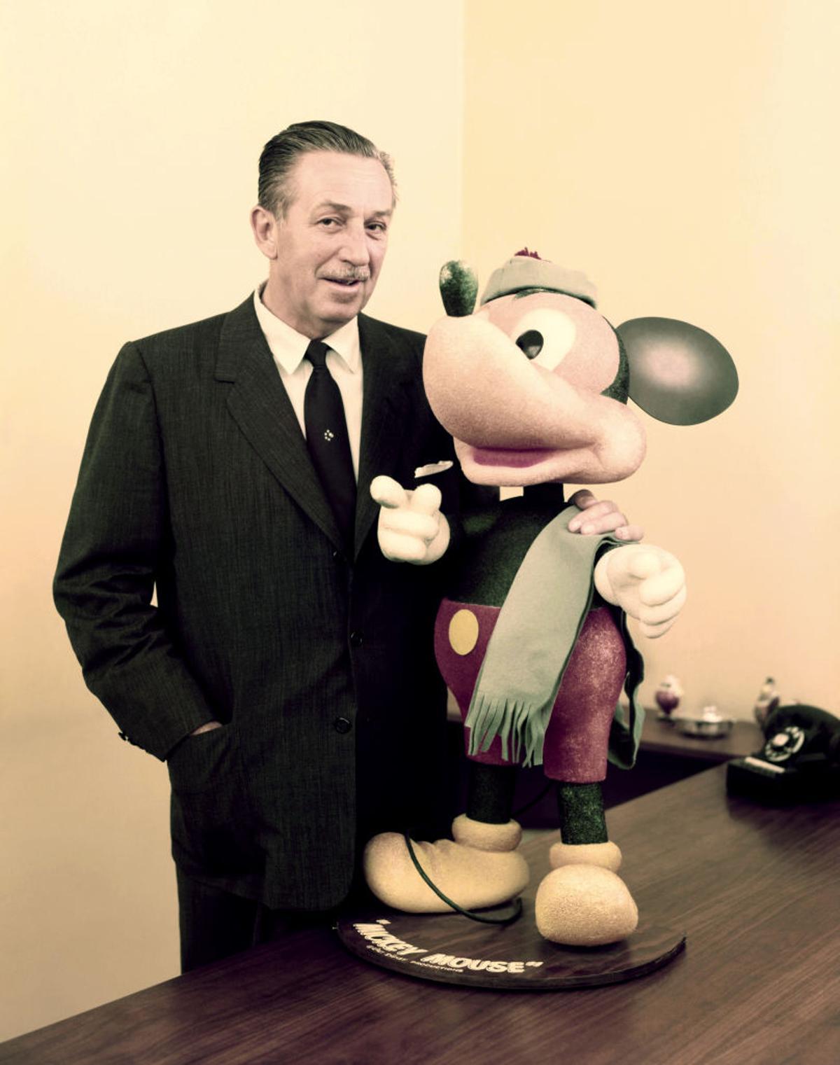 Las historias cuentan que Walt Disney en realidad es José Guirao y nació en Mojácar