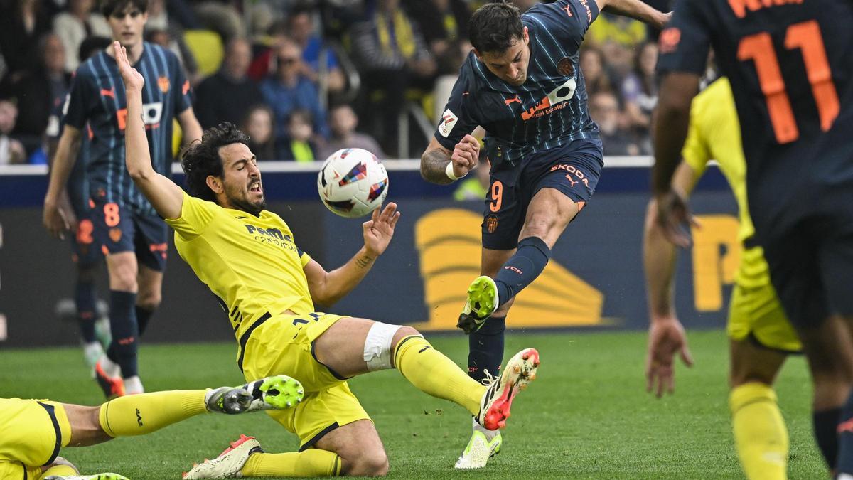 Parejo durante el Derbi