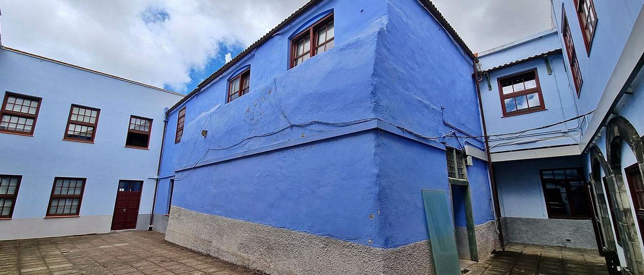 El edificio de la antigua cárcel, integrado en las casas consistoriales.