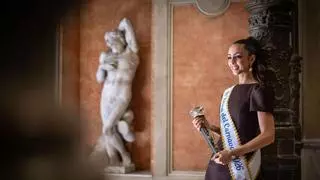 Una fantasía ‘por y para el pueblo’ convierte a Carla Castro en Reina del Carnaval