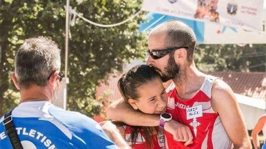 Carolina Rivadulla y su entrenador Marcos Otero fueron segundos en la Carneiro ao Espeto.