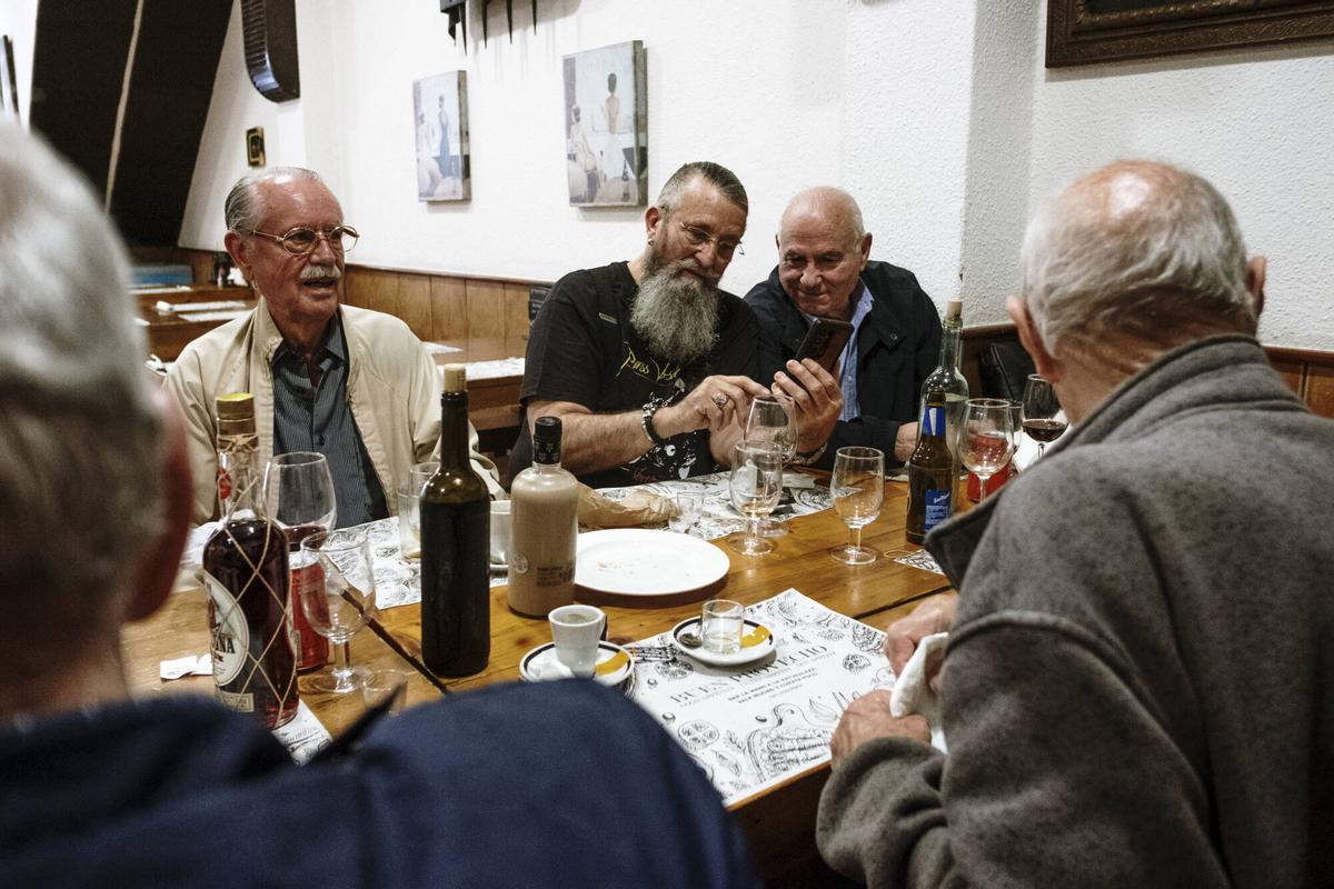 El gallego del bar Mora rescata la centenaria bodega Sant Antonio