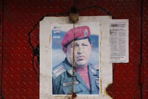 Los murales con la imagen de Chávez son constantes en las calles de Venezuela. El país rinde tributo así a la figura del presidente fallecido hace ahora dos años