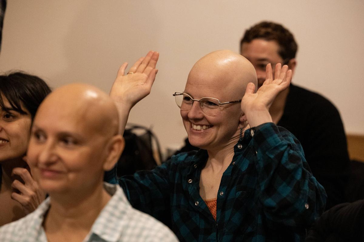 Coloquio Alopecia femenina y creación. Una charla con Teresa Drahonovská y Štepánka Jislová autoras de "Calva"; Sandra Román autora del documental "Mujeres calvas" y Annabelle Sproat, fotógrafa y autora de "Pelonas" y la asociación A Pelo, en la librería La Reposa de Barcelona. 26 de febrero de 2026
