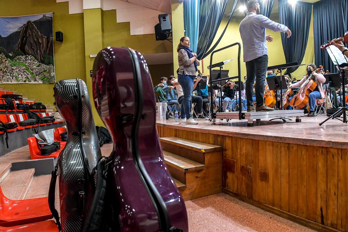 Reportaje a la Orquesta Comunitaria de Gran Canaria Reportaje a la Orquesta Comunitaria de Gran Canaria