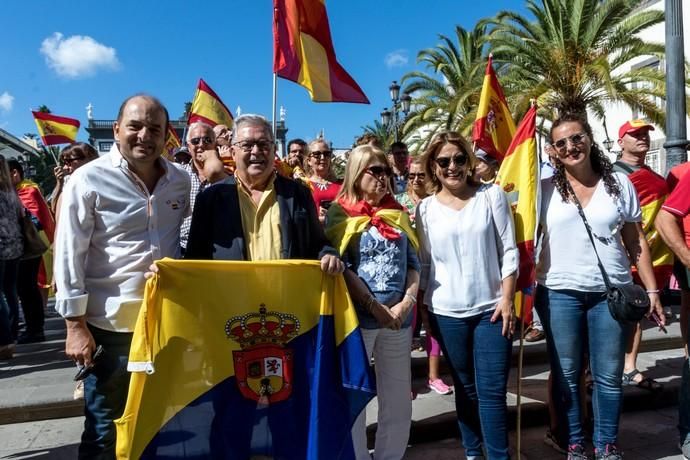 Concentración por la unidad de España en Santa Ana