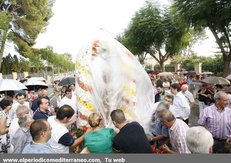 Vial-real devuelve su patrona a la ermita