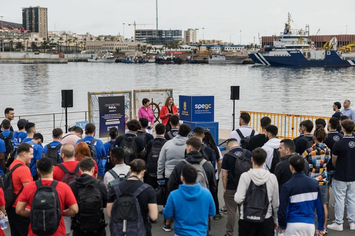 Imagen de la inauguración de la feria celebrada en el Muelle Sanapú