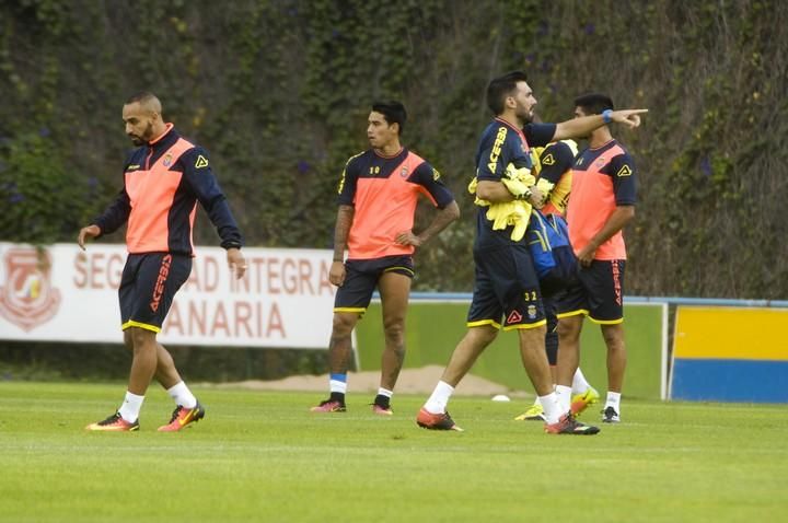 ENTRENAMIENTO DE LA UD LAS PALMAS