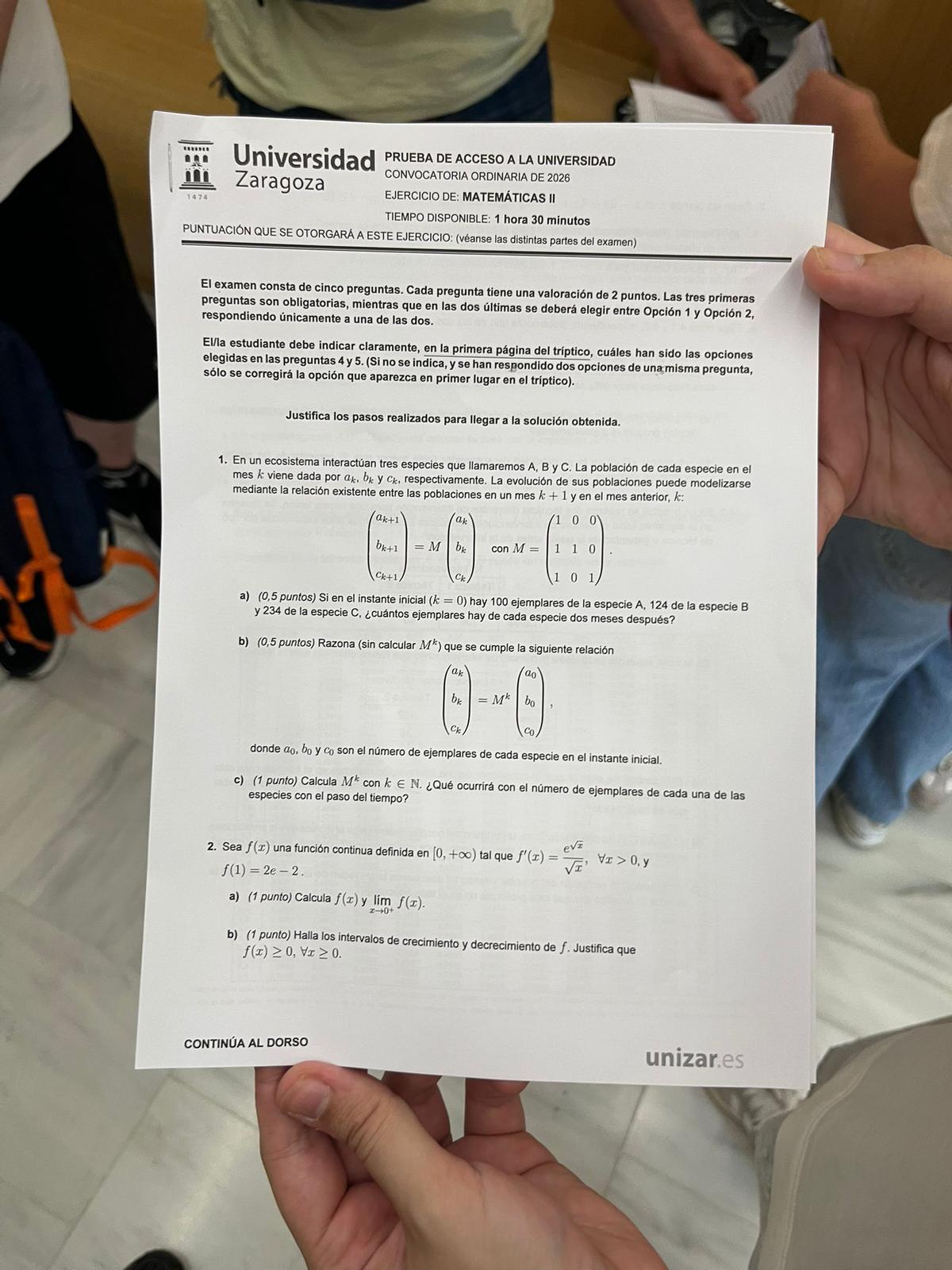 Primera carilla del examen de Matemáticas II de la PAU 2026 en Aragón