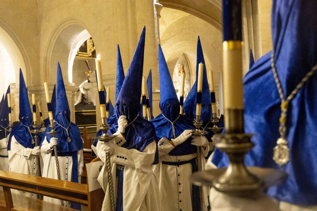Semana Santa en Alicante 2026: Procesión de la Real y Muy Ilustre Cofradía de Nuestra Señora de la Soledad