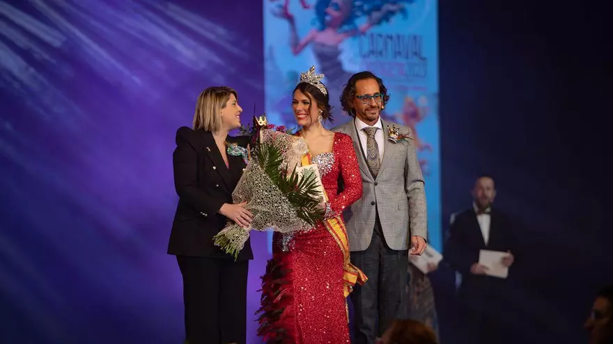 Virginia Villada ya reina en el Carnaval de Cartagena