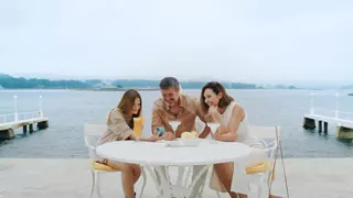 Familia, solidaridad y glamur tras la marca La Toja