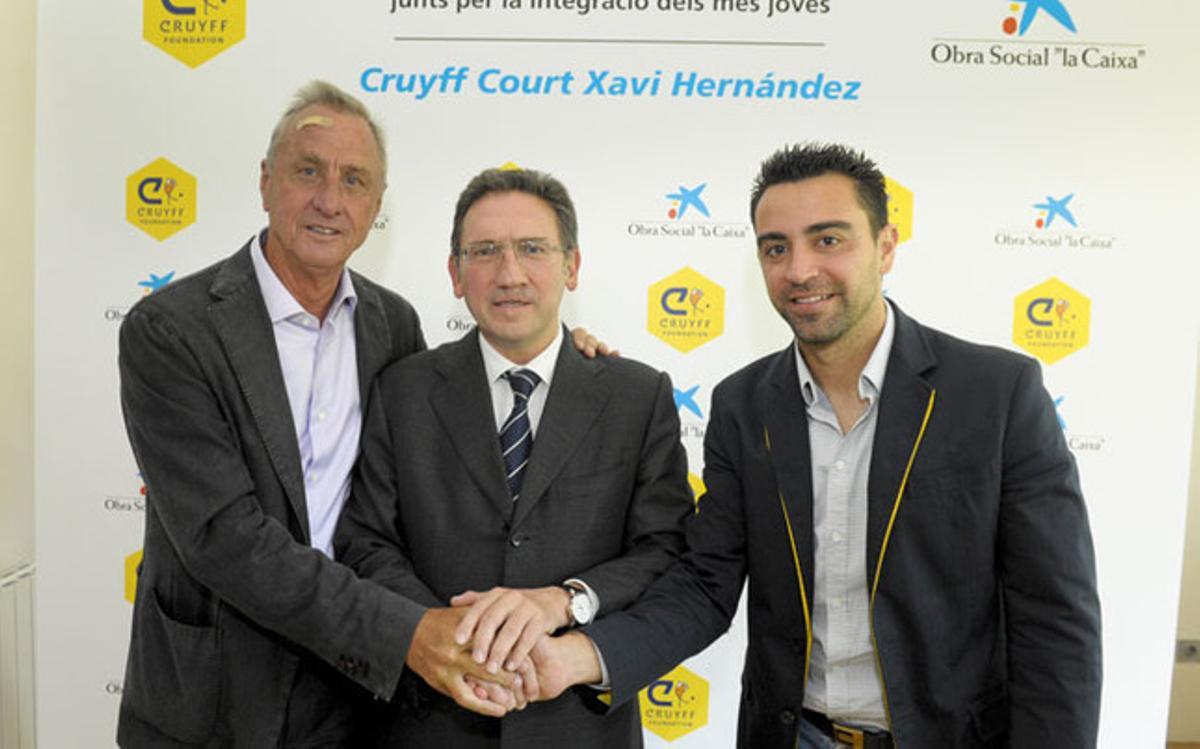 Xavi Hérnandez y Johan Cruyff, 'socios' en favor de los más pequeños